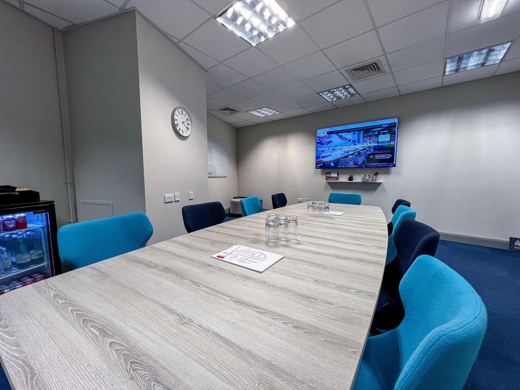 The Bolton Stadium Hotel, A Member Of Radisson Individuals Экстерьер фото
