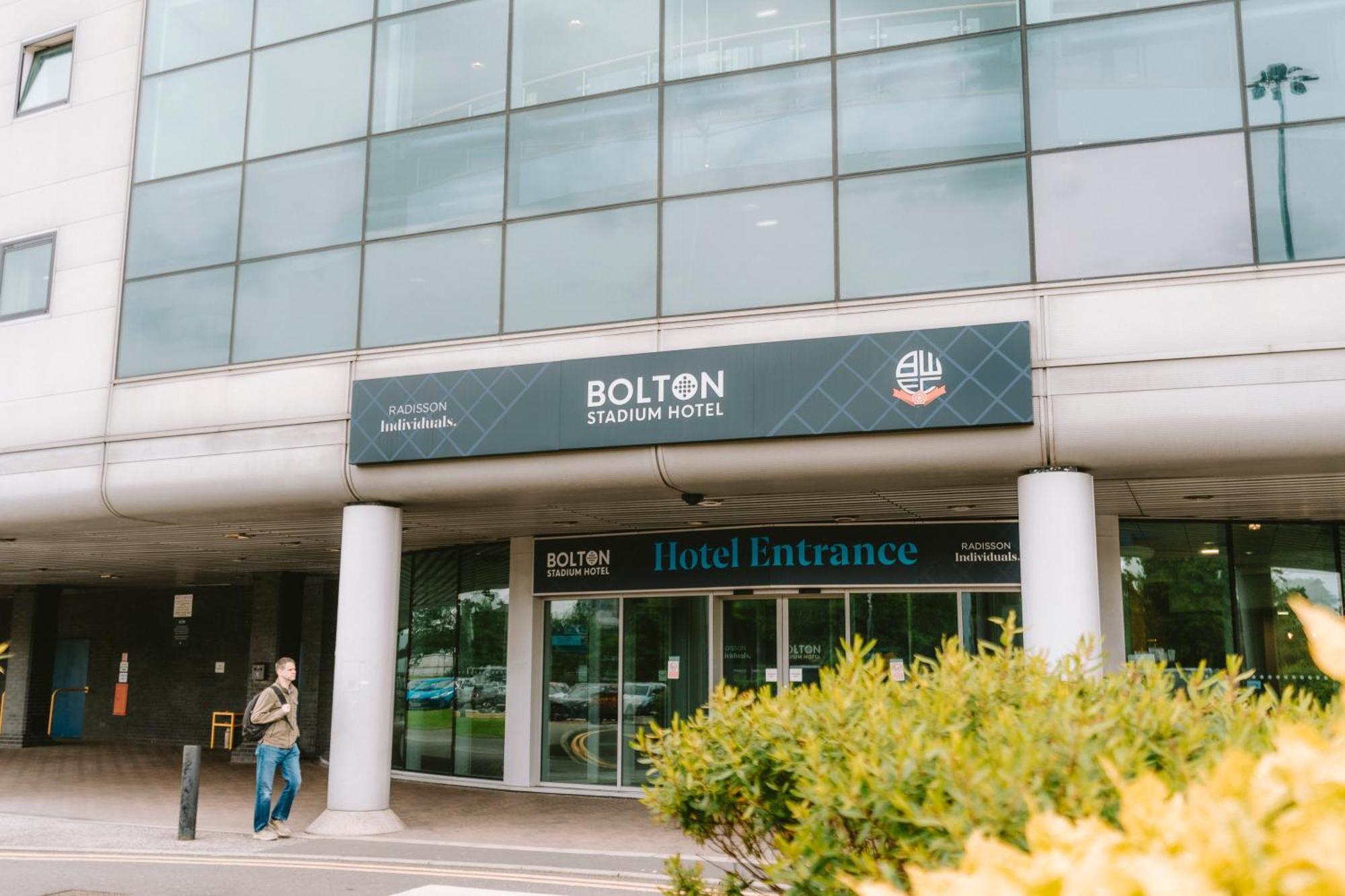 The Bolton Stadium Hotel, A Member Of Radisson Individuals Экстерьер фото