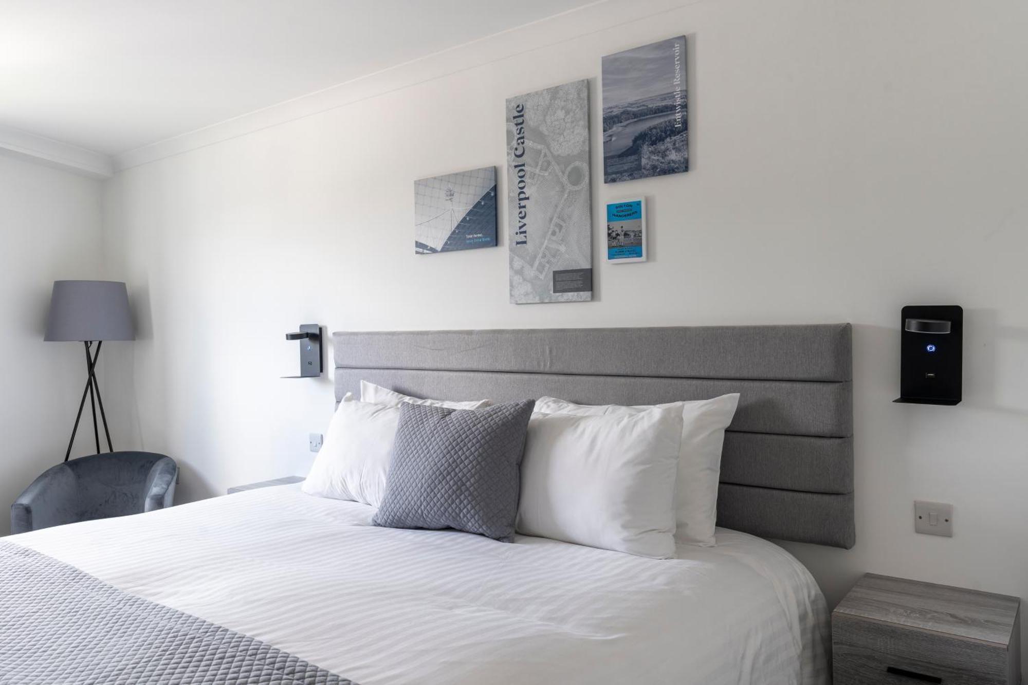 The Bolton Stadium Hotel, A Member Of Radisson Individuals Экстерьер фото